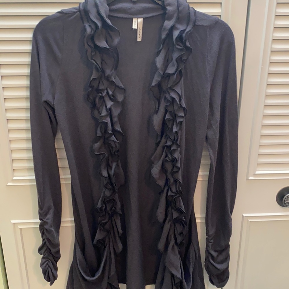 Gray ruffles cardigan